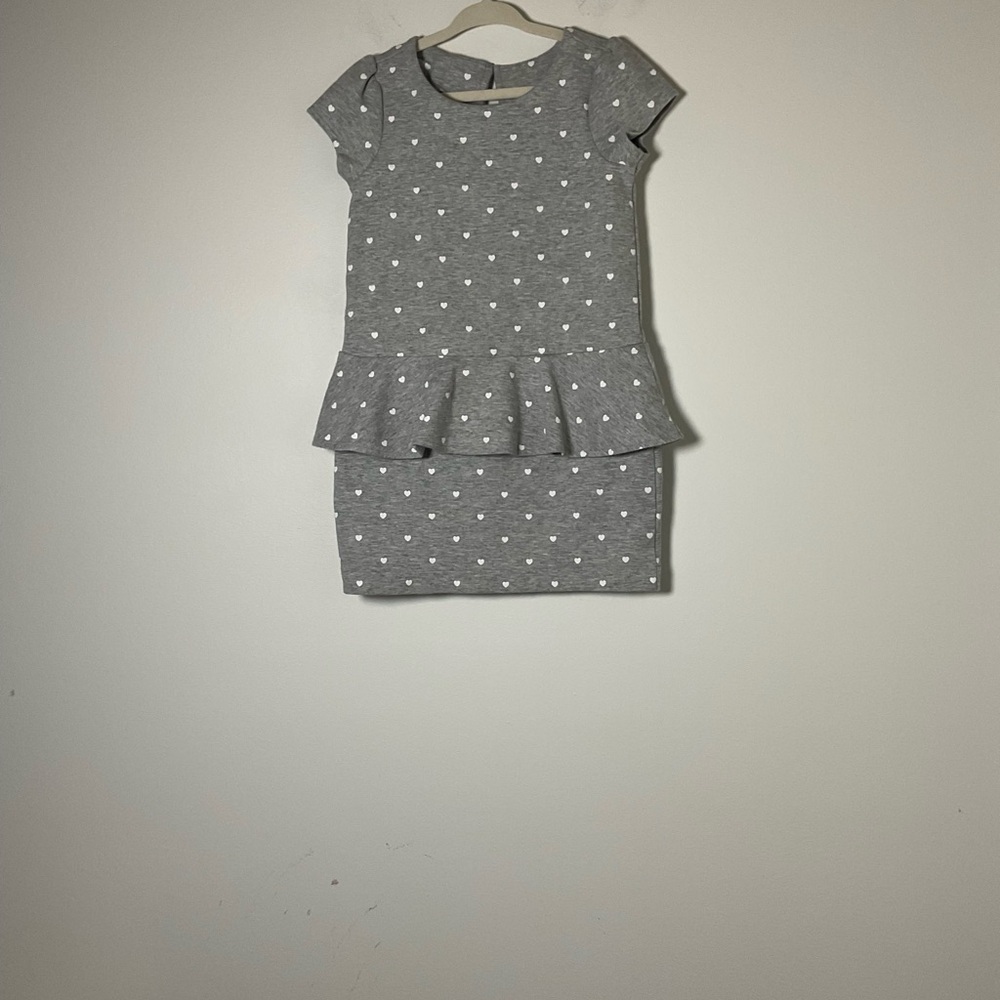 Janie and Jack Girls Heart Print Dress Size 4 Gray Peplum Knit Dress
